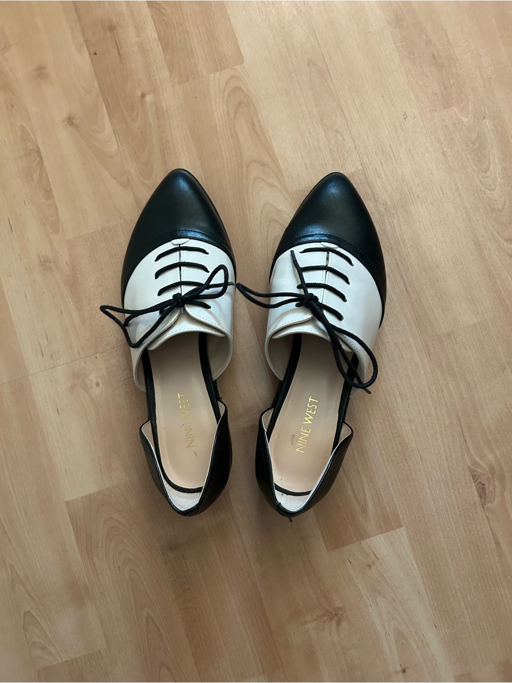 Nine West Black and Cream Pointed Lace-Up Flats